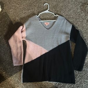 Long sleeve, pink black and grey color lock cozy sweater